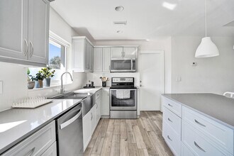 1299 SW 9th St in Boca Raton, FL - Building Photo - Building Photo