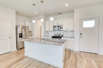 3022 La Latina Dr in Houston, TX - Building Photo - Building Photo