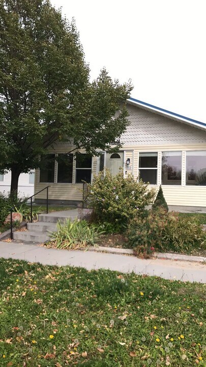 212 N 6th Ave in Twin Falls, ID - Building Photo