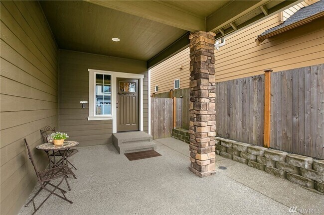 4833 155th Pl SW in Edmonds, WA - Building Photo - Building Photo