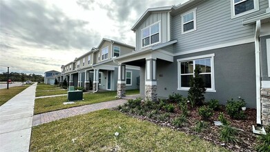 13156 Calming Breeze Wy in Winter Garden, FL - Building Photo - Building Photo