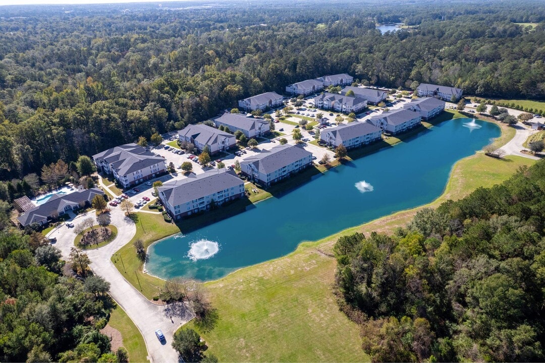 Breckenridge Park in Hattiesburg, MS - Building Photo