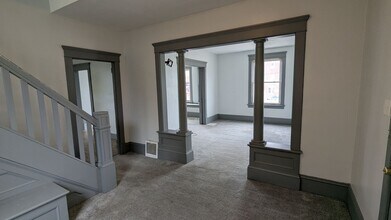 716 Navarre Rd SW in Canton, OH - Building Photo - Building Photo