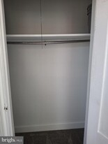 212 E Broad St in Burlington, NJ - Building Photo