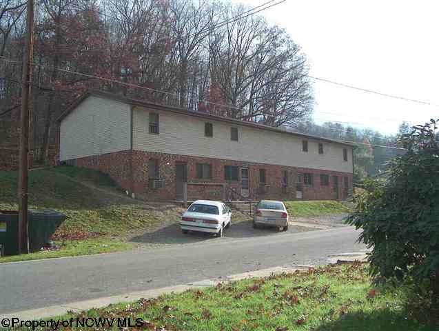 237 Diamond St in Elkins, WV - Building Photo