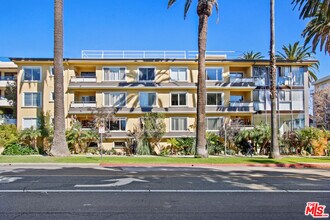 757 Ocean Ave in Santa Monica, CA - Building Photo - Building Photo