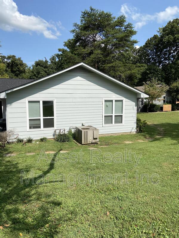 716 Shadycrest Dr in Knoxville, TN - Building Photo - Building Photo