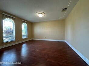 1084 Herne Ave NE in Palm Bay, FL - Building Photo - Building Photo