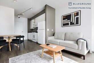 445 Artisan Way in Somerville, MA - Building Photo - Building Photo