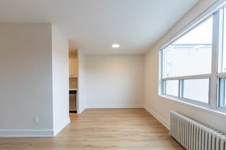 3 Swift Drive in Toronto, ON - Building Photo - Building Photo