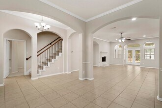 314 Trillium Dr in Sugar Land, TX - Building Photo - Building Photo