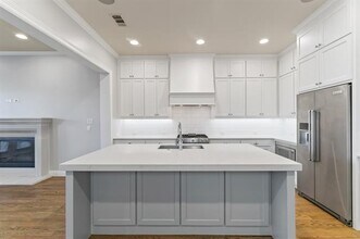 6531 Roper St in Dallas, TX - Building Photo - Building Photo