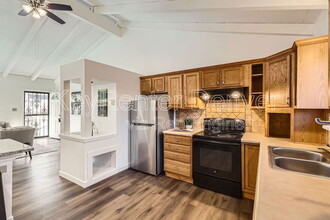 969 S Miller Way in Lakewood, CO - Building Photo - Building Photo
