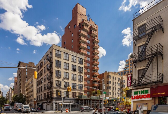 Prime Chelsea Retail on 7th Ave - The Atrium in New York, NY - Building Photo - Building Photo