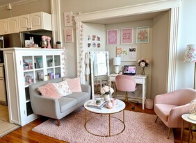 330 St Paul St, Unit 6 in Brookline, MA - Building Photo