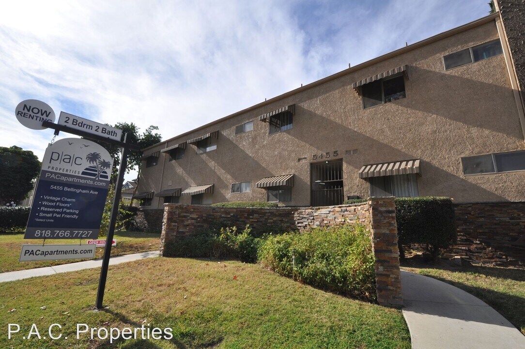 5455 Bellingham Ave in Los Angeles, CA - Building Photo