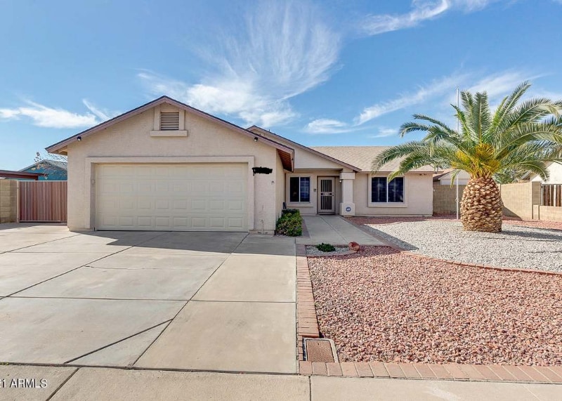 6162 N 88th Ln in Glendale, AZ - Building Photo