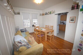 126 Englewood Ave, Unit 6 in Boston, MA - Building Photo - Building Photo