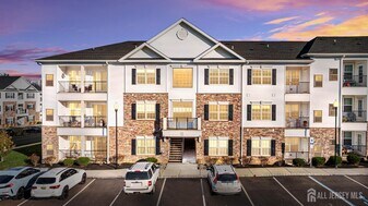 714 Stiller Ln in Monroe Township, NJ - Building Photo