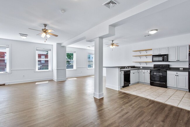 property at 2118 E Main St