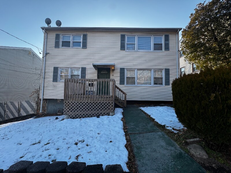 25 Oxford St in Paterson, NJ - Building Photo