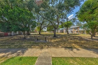 4139 Young St in Pasadena, TX - Building Photo - Building Photo