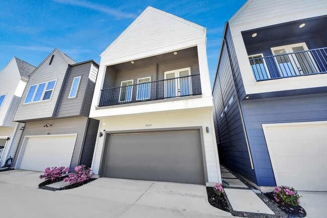 property at 3010 Jensen Dr