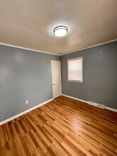 8640 Chalmers Ave in Warren, MI - Building Photo - Building Photo