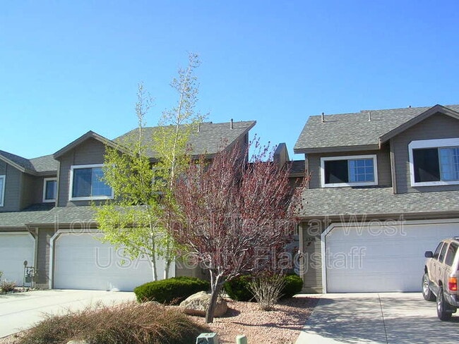 property at 5324 E Boulder Run Dr