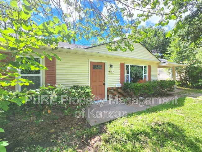 property at 2617 SW Eveningside Dr