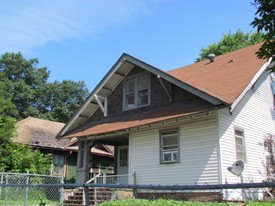 2003 Washington Ave Apartments