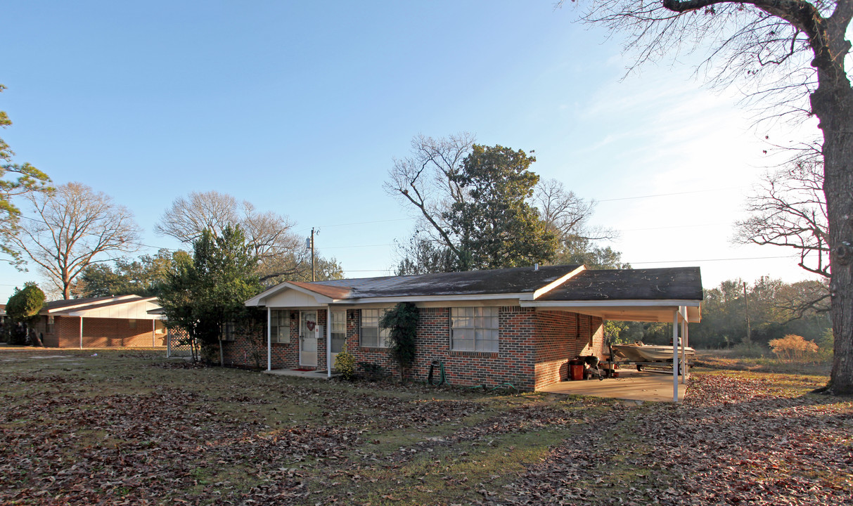 Country Oak Apartments in Pensacola, FL - Building Photo