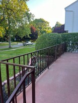 46 Treehaven Rd in Buffalo, NY - Building Photo