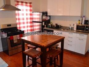 18 Eastman St, Unit 2 in Boston, MA - Building Photo - Building Photo