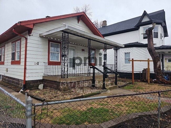 2031 Southeastern Ave in Indianapolis, IN - Building Photo - Building Photo