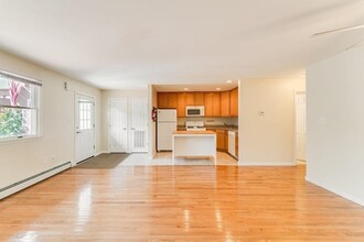 54 Chestnut St in Weehawken, NJ - Building Photo - Building Photo