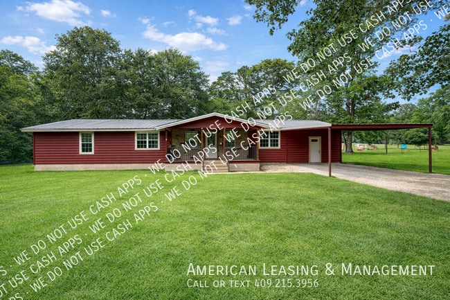 property at 10271 TX-103