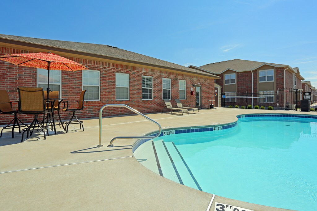 Pines at Southridge Apartments in Tahlequah, OK