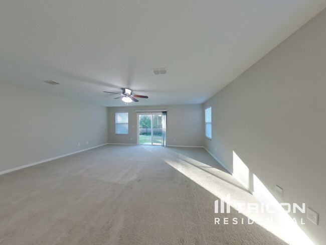 1288 Sarahs Landing Dr in Jacksonville, FL - Building Photo - Building Photo