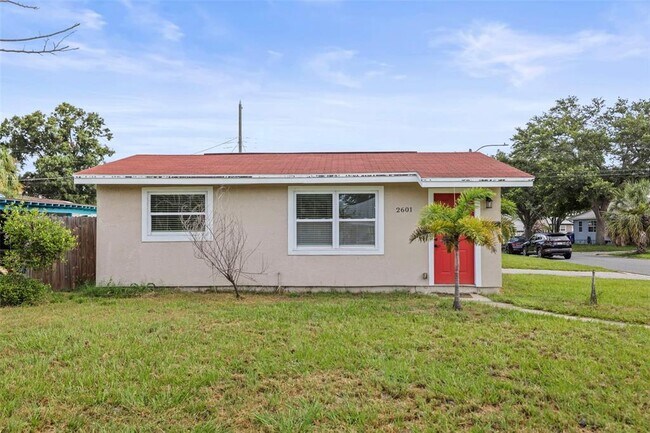 2601 16th Ave N in St. Petersburg, FL - Building Photo - Building Photo