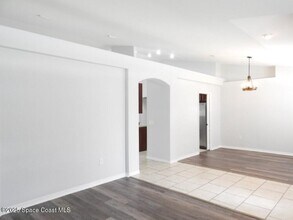 1535 Heartwellville St NW in Palm Bay, FL - Foto de edificio - Building Photo