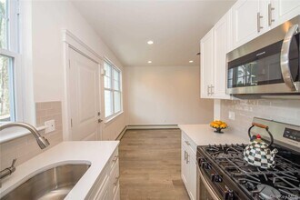 8 Northridge St in Huntington Station, NY - Building Photo - Building Photo