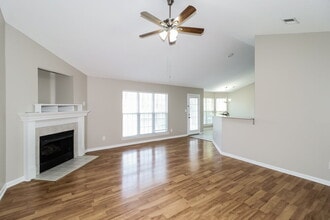 2744 Dry Well Cove in Memphis, TN - Foto de edificio - Building Photo