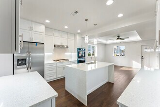 413 S Trade St in Amity, OR - Building Photo - Building Photo