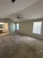 3777 Deer Forest Dr in Memphis, TN - Building Photo - Building Photo