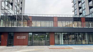3079 Trafalgar Rd in Oakville, ON - Building Photo - Building Photo