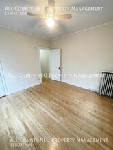 2330 Euclid Heights Blvd in Cleveland, OH - Building Photo - Building Photo