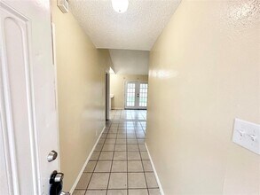 7221 Ellington Cir in Austin, TX - Building Photo - Building Photo