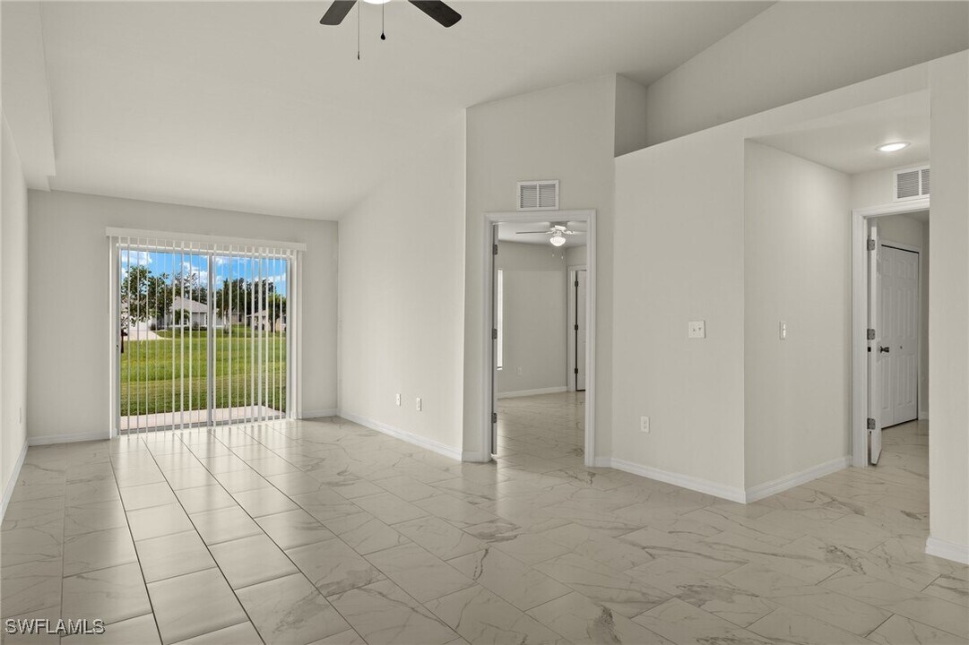 4538 SW 8th Pl in Cape Coral, FL - Building Photo