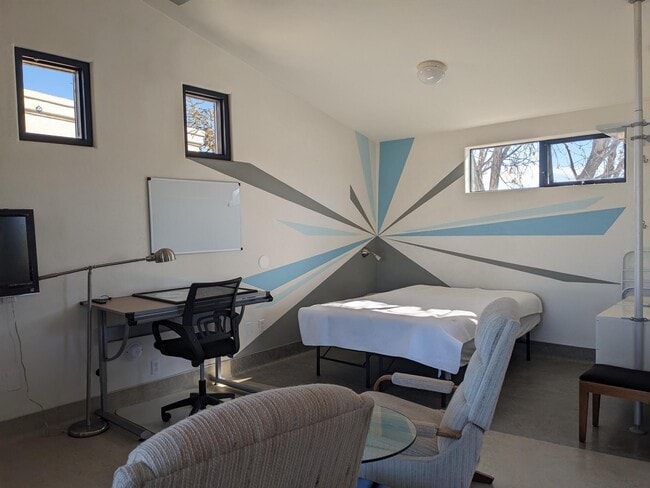 5321 S Rust Ln, Unit STUDIO